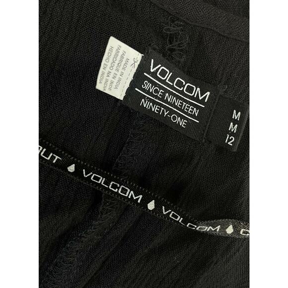 volcom black long sleeve Crinkle Gauze crochet sleeve waist dress Size M - Picture 4 of 7